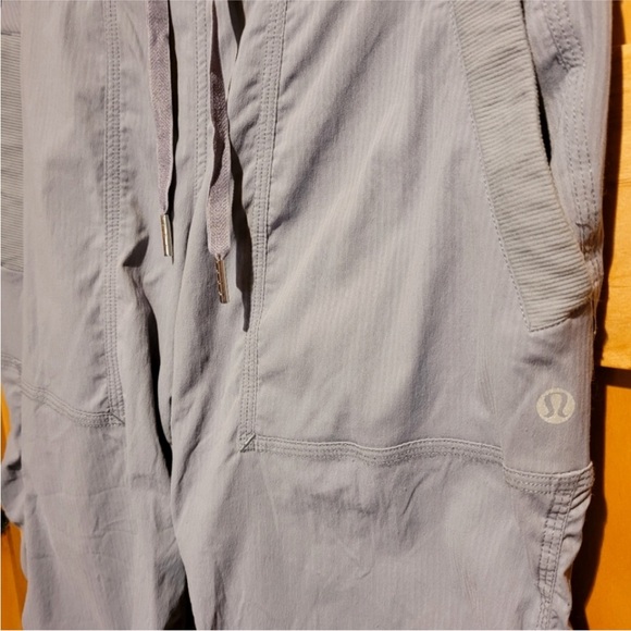 Lululemon Dance Studio Cropped Pants Gray Sz 4 - Picture 3 of 6